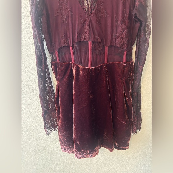 Free People Marlie Lace Velvet Corset Long Sleeve Mini Dress in Garnet Size XS - Picture 6 of 11